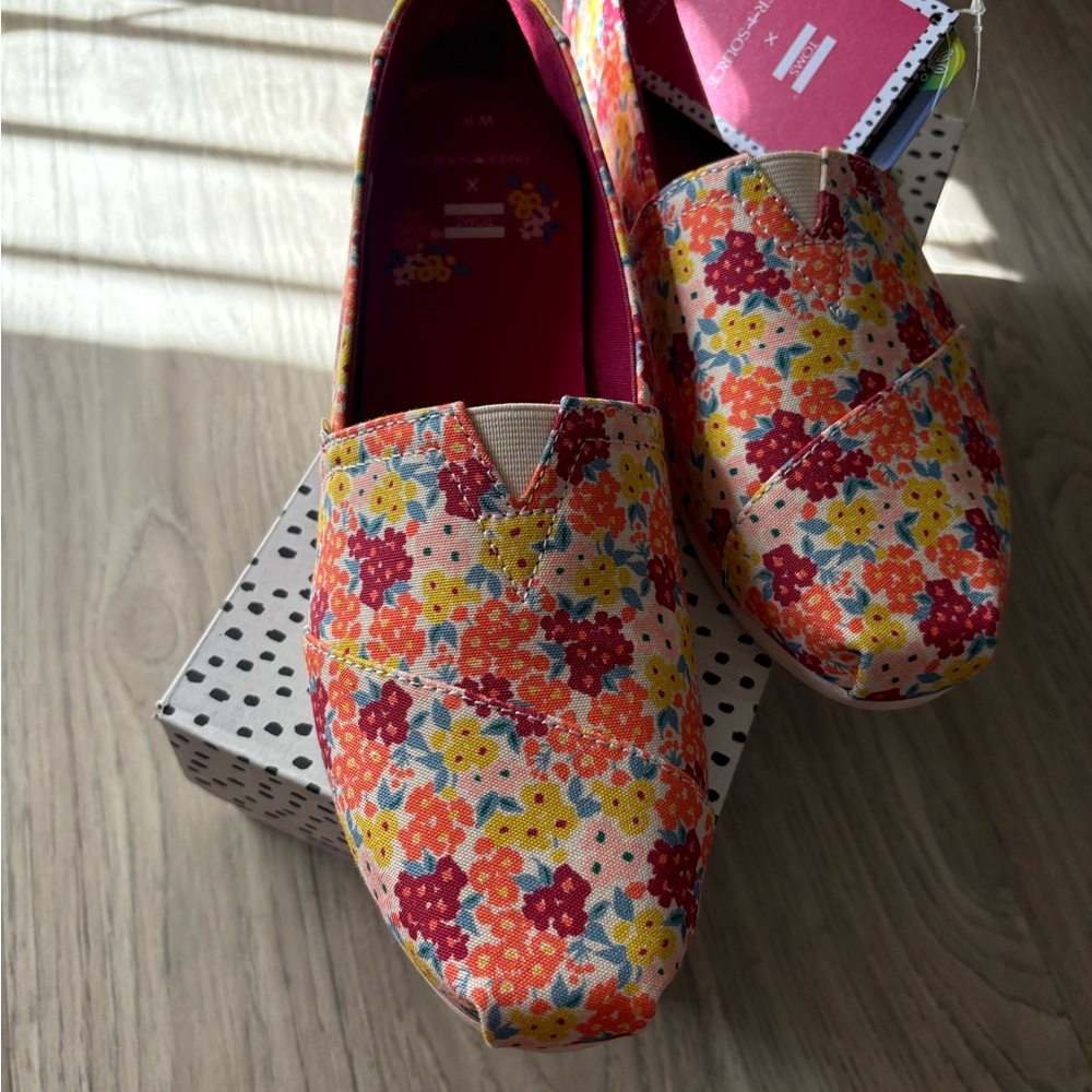 Toms Floral Multicolor Women's Flats